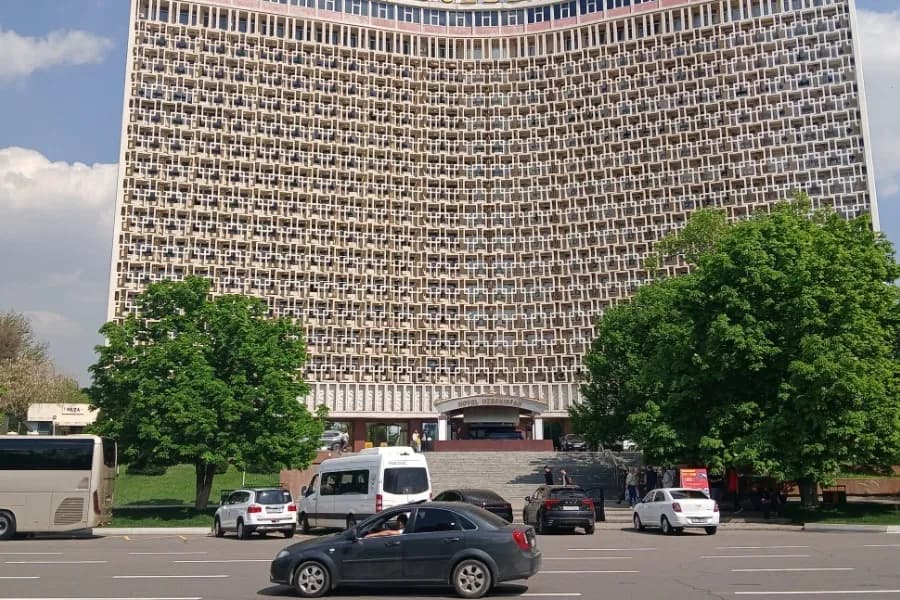 Пешая экскурсия по зданиям ташкентского модернизма
