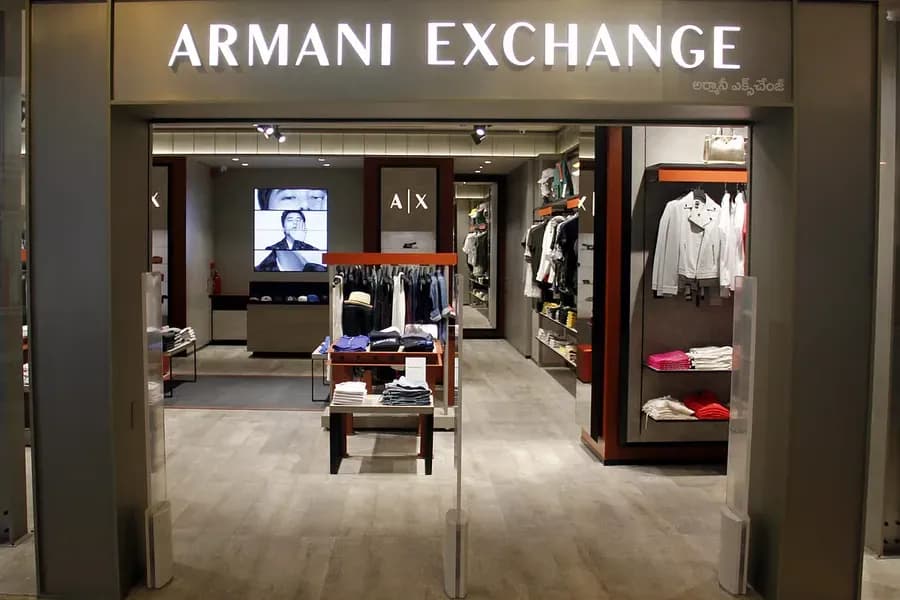 Финальная распродажа в Armani Exchange